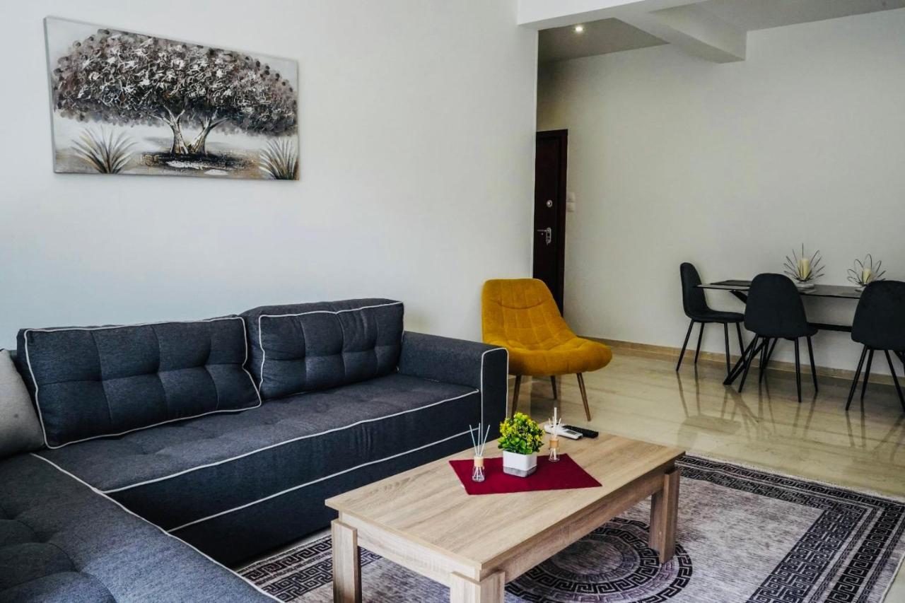 Silver Central Apartment Volos Eksteriør billede
